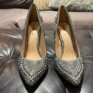 ✨Stunning✨Gianni Bini Black & Gray Rhinestone Heels Size 8.5